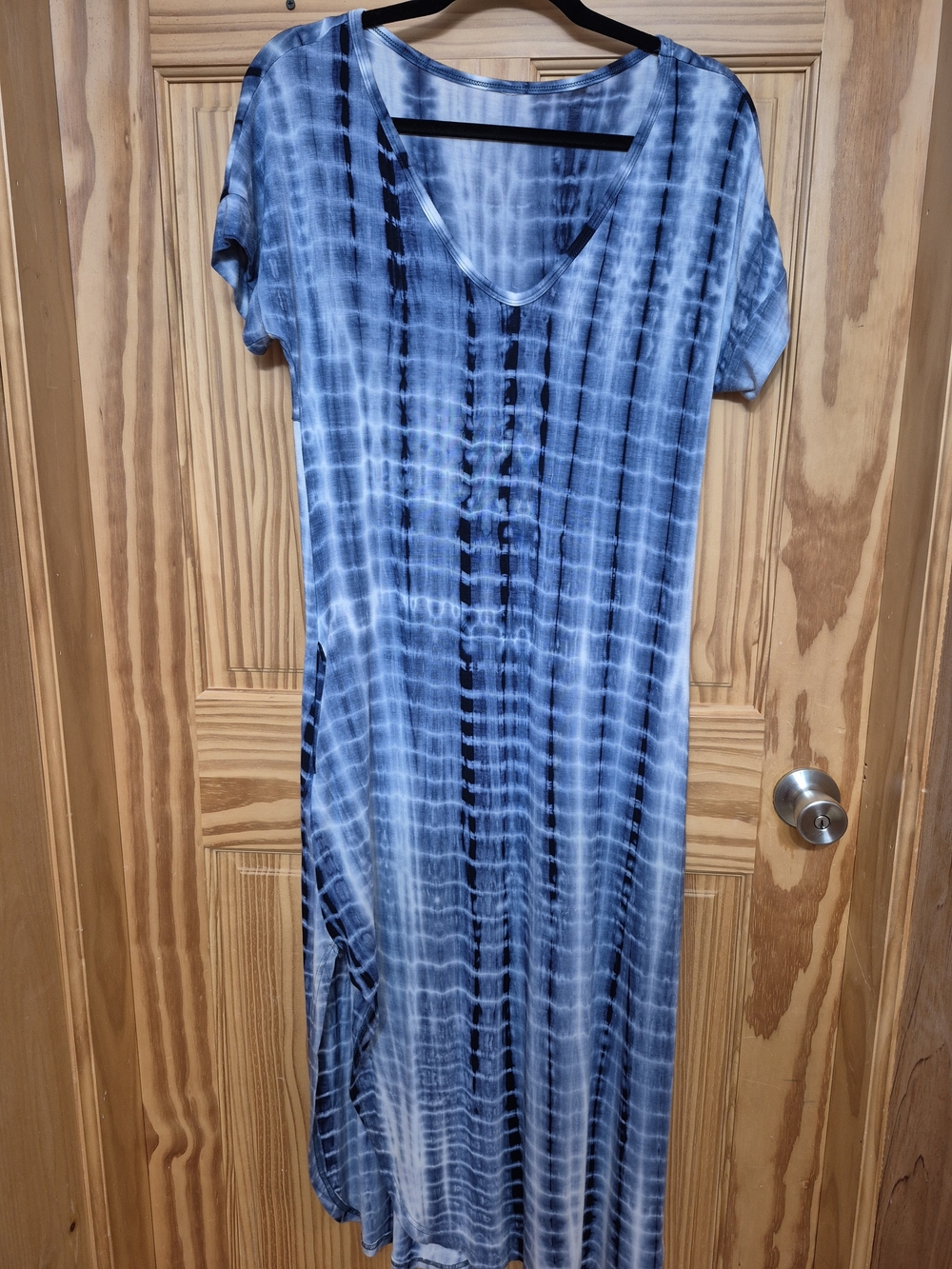 Blue Tie-Dye Maxi Dress - V-Neck Casual Women’s Dress